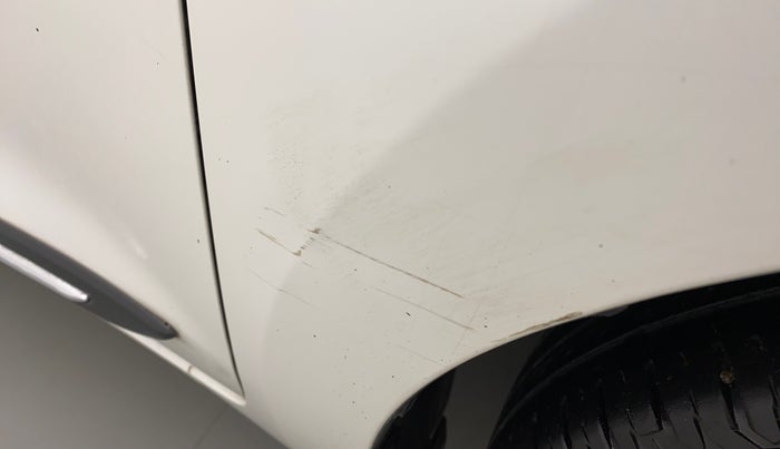 2019 Maruti Swift VXI AMT D, Petrol, Automatic, 39,187 km, Right fender - Minor scratches