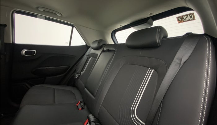 2021 Hyundai VENUE SX 1.0 (O) TURBO IMT, Petrol, Manual, 10,086 km, Right Side Rear Door Cabin
