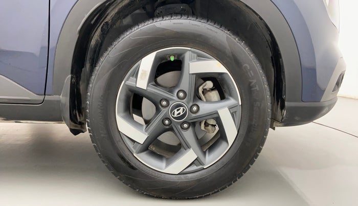 2021 Hyundai VENUE SX 1.0 (O) TURBO IMT, Petrol, Manual, 10,086 km, Right Front Wheel