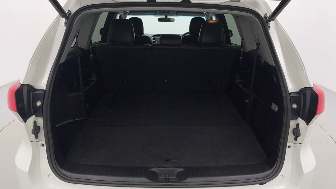 2016 Toyota Kluger Gxl (4x2), Automatic, 109334 km, Boot Inside View