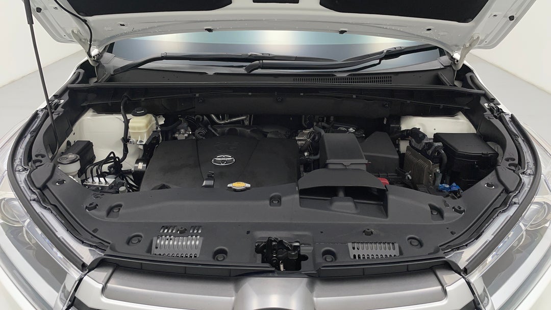 2016 Toyota Kluger Gxl (4x2), Automatic, 109334 km, Open Bonnet (Engine)