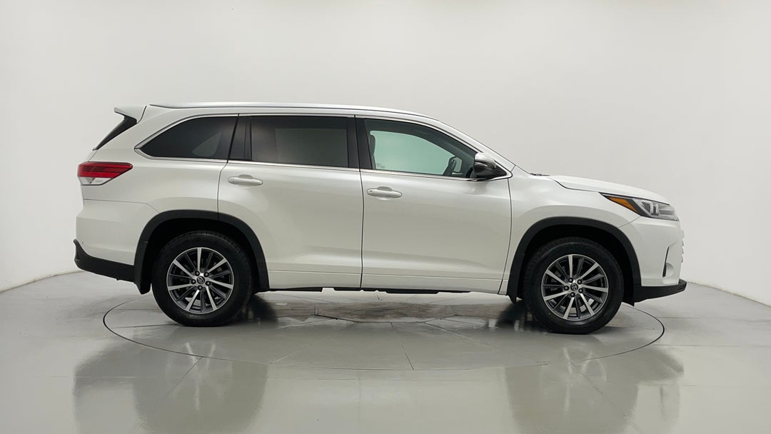 2016 Toyota Kluger Gxl (4x2), Automatic, 109334 km, Right Side View
