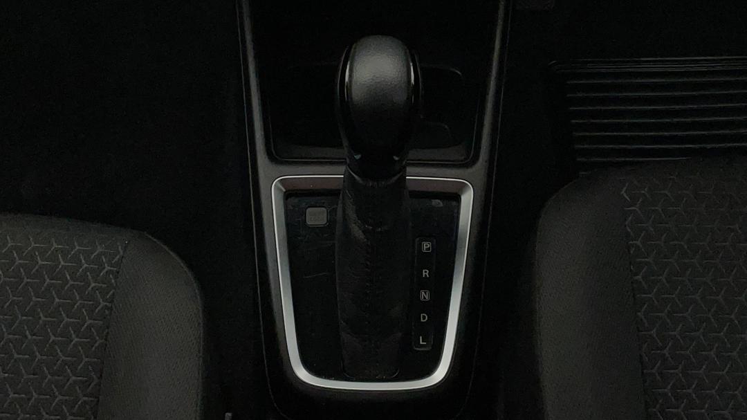 2022 Suzuki Swift Gl (qld), Automatic, 59854 km, Gear Lever 