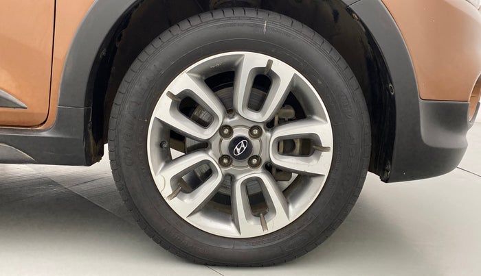 2015 Hyundai i20 Active 1.4 SX, Diesel, Manual, 67,192 km, Right Front Wheel
