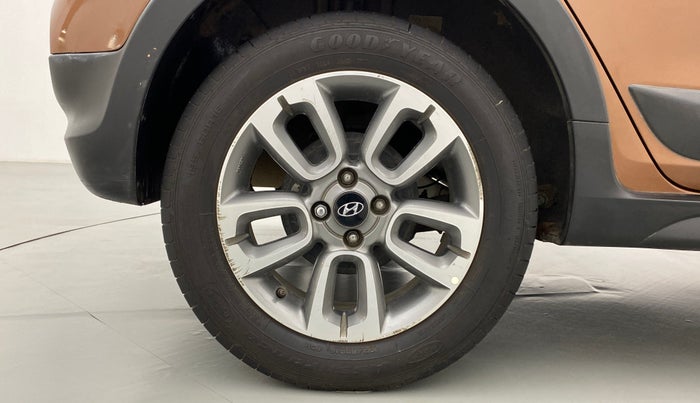 2015 Hyundai i20 Active 1.4 SX, Diesel, Manual, 67,192 km, Right Rear Wheel