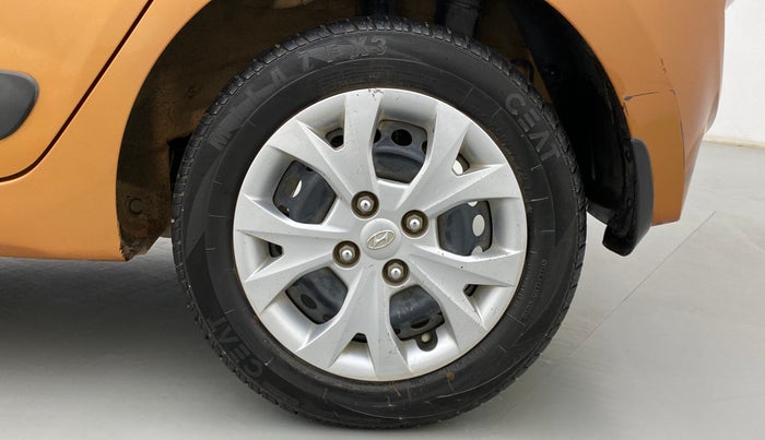 2014 Hyundai Grand i10 SPORTZ 1.2 KAPPA VTVT, Petrol, Manual, 13,424 km, Left Rear Wheel