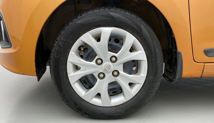 2014 Hyundai Grand i10 SPORTZ 1.2 KAPPA VTVT, Petrol, Manual, 13,424 km, Left Front Wheel