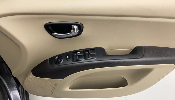 2012 Hyundai i10 MAGNA 1.2, Petrol, Manual, 52,420 km, Driver Side Door Panels Control