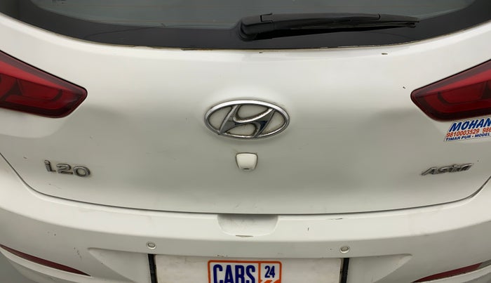 2015 Hyundai Elite i20 ASTA 1.2, Petrol, Manual, 59,234 km, Dicky (Boot door) - Minor scratches