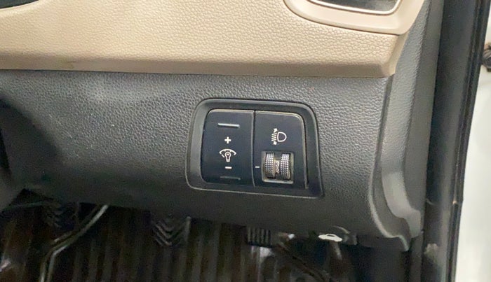 2015 Hyundai Elite i20 ASTA 1.2, Petrol, Manual, 59,234 km, Dashboard - Headlight height adjustment not working