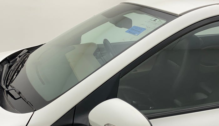 2015 Hyundai Elite i20 ASTA 1.2, Petrol, Manual, 59,234 km, Left A pillar - Minor scratches