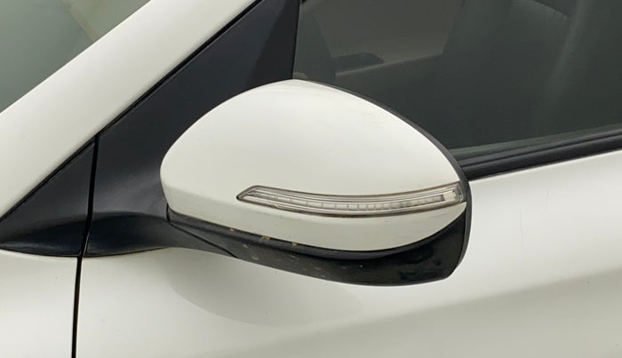 2015 Hyundai Elite i20 ASTA 1.2, Petrol, Manual, 59,234 km, Left rear-view mirror - Indicator light has minor damage