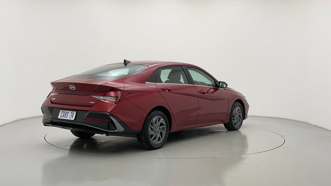 Right Back Diagonal (45- Degree) View