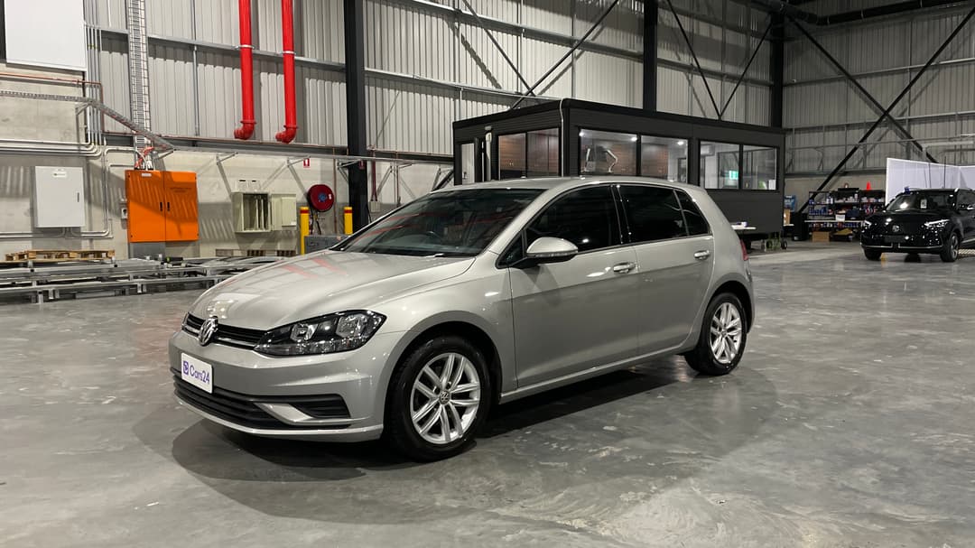 2018 Volkswagen Golf 110 Tsi Trendline, Automatic, 61339 km, Left Front Diagonal (45- Degree) View