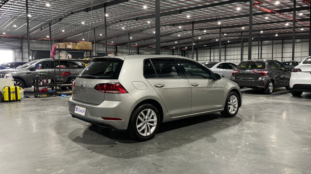 2018 Volkswagen Golf 110 Tsi Trendline, Automatic, 61339 km, Right Back Diagonal (45- Degree) View