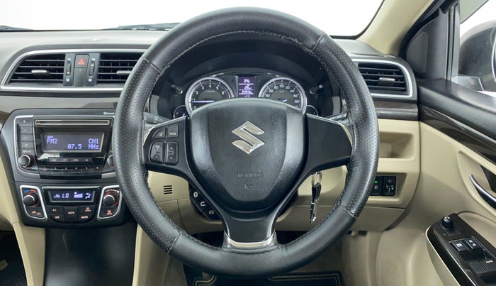 2015 Maruti Ciaz VXI PLUS, Petrol, Manual, 35,021 km, Steering Wheel Close Up
