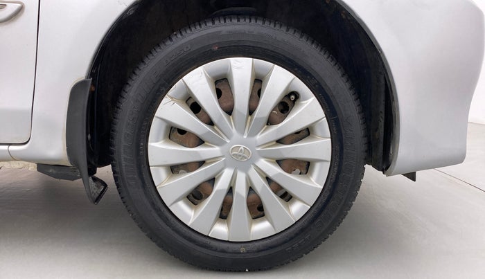 2013 Toyota Etios G, Petrol, Manual, 79,494 km, Right Front Wheel