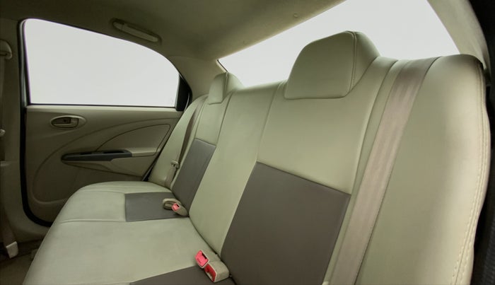 2013 Toyota Etios G, Petrol, Manual, 79,494 km, Right Side Rear Door Cabin