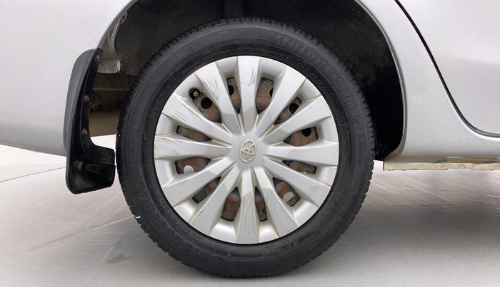 2013 Toyota Etios G, Petrol, Manual, 79,494 km, Right Rear Wheel