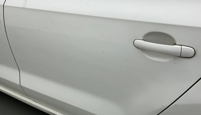 2011 Volkswagen Vento TRENDLINE 1.6, Petrol, Manual, 67,193 km, Rear left door - Slightly dented