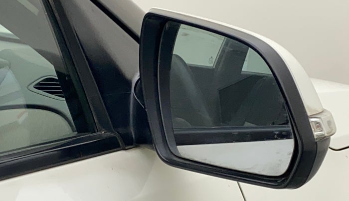 2016 Hyundai Creta S 1.6 PETROL, Petrol, Manual, 1,09,310 km, Right rear-view mirror - Mirror motor not working