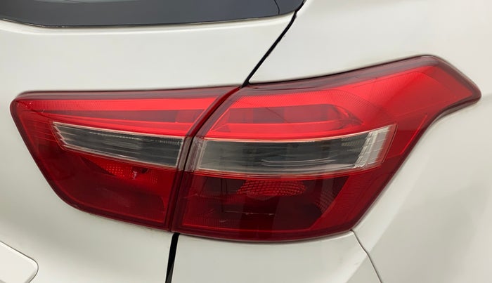 2016 Hyundai Creta S 1.6 PETROL, Petrol, Manual, 1,09,310 km, Right tail light - Minor scratches
