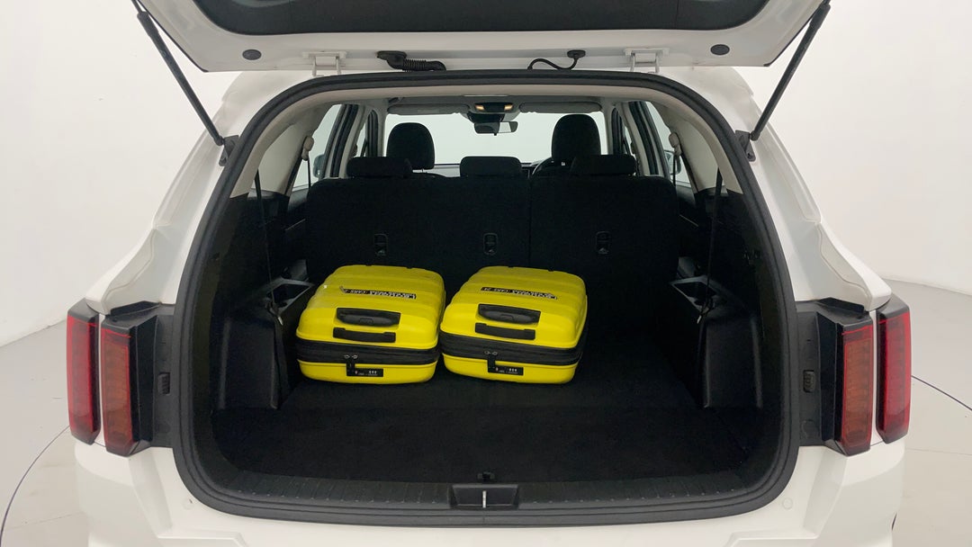 2023 Kia Sorento S 7 Seat, Automatic, 44304 km, Boot Inside View with Luggage