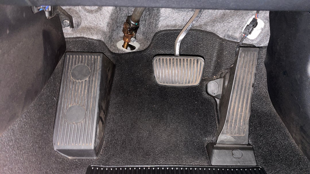 2023 Kia Sorento S 7 Seat, Automatic, 44304 km, Pedals and Footmat