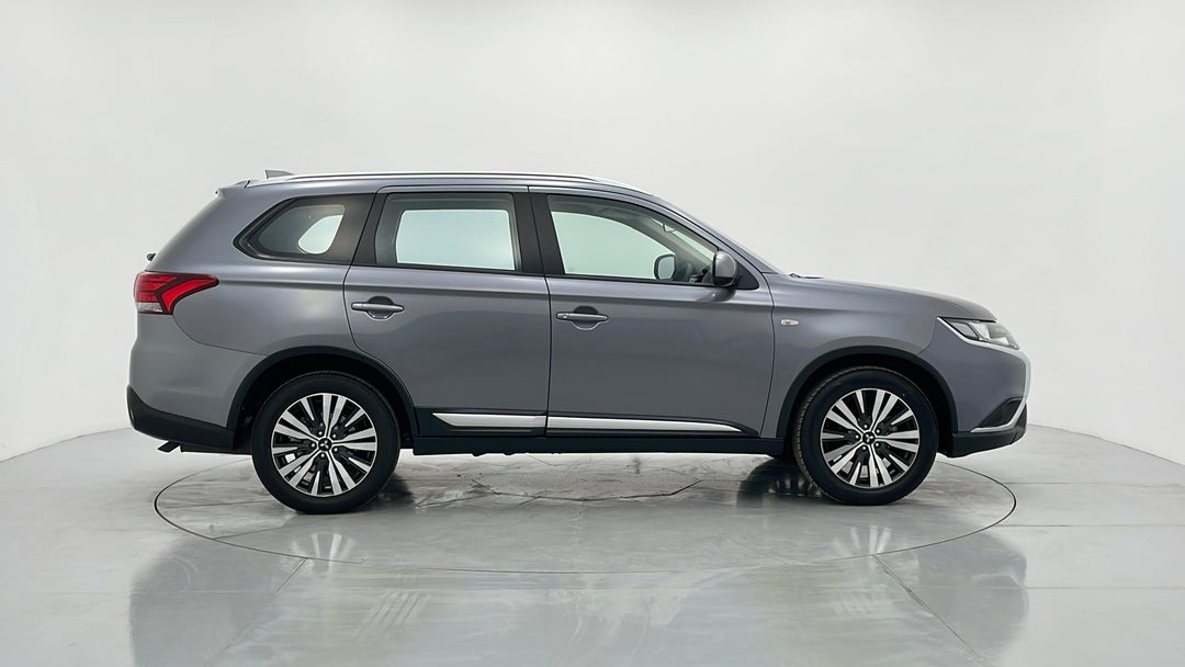 2019 Mitsubishi Outlander Es 7 Seat (2wd), Automatic, 43285 km, Right Side View