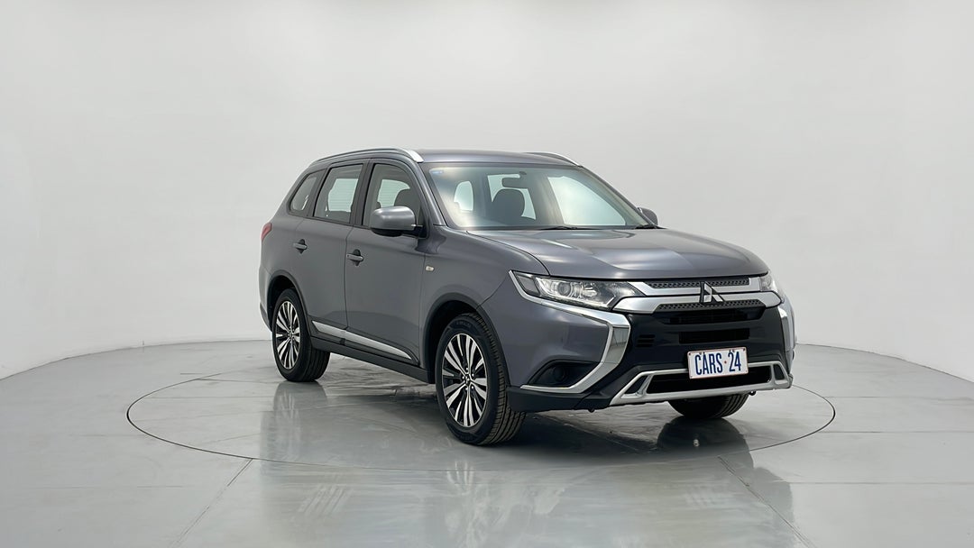 2019 Mitsubishi Outlander Es 7 Seat (2wd), Automatic, 43285 km, Right Front Diagonal (45- Degree) View