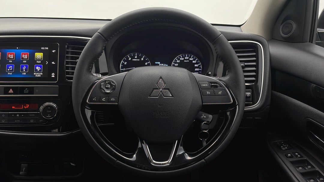 2019 Mitsubishi Outlander Es 7 Seat (2wd), Automatic, 43285 km, Steering Wheel Close-up