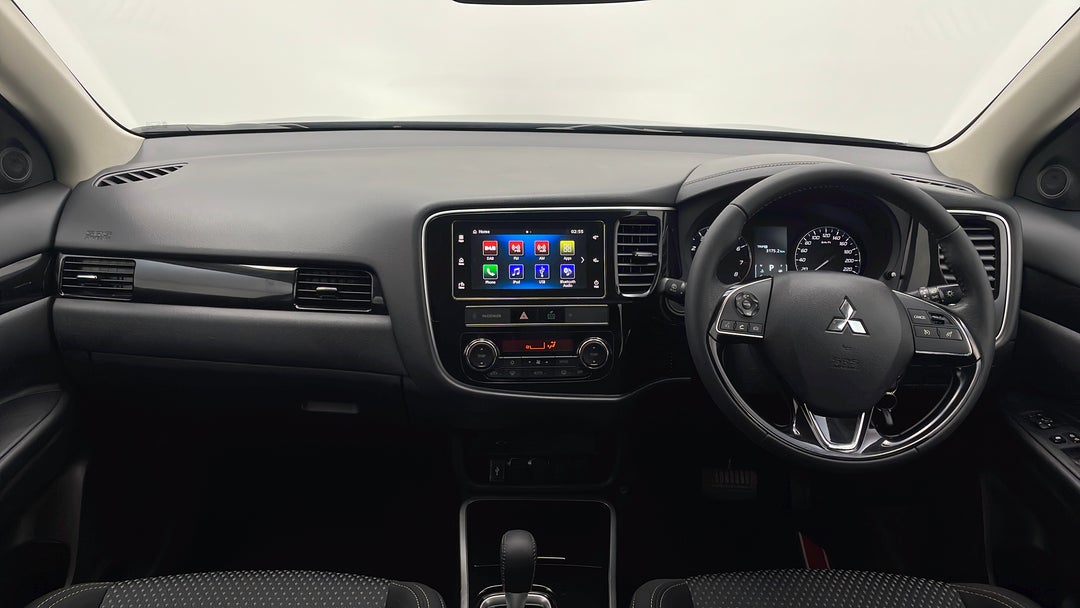 2019 Mitsubishi Outlander Es 7 Seat (2wd), Automatic, 43285 km, Dashboard View