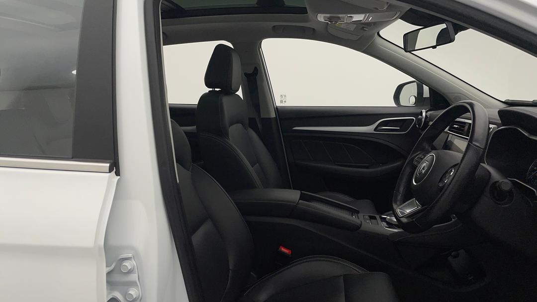 2021 MG ZS EV Essence, Automatic, 39657 km, Right Side Front Door Cabin View
