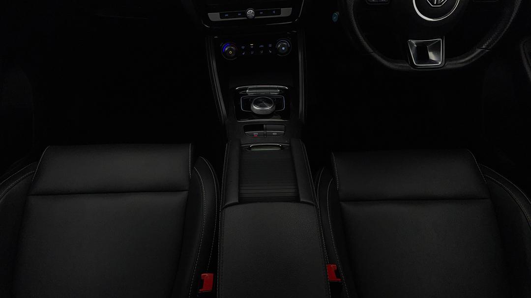 2021 MG ZS EV Essence, Automatic, 39657 km, Center Console