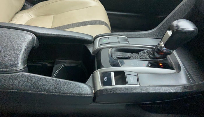 2019 Honda Civic ZX CVT PETROL, Petrol, Automatic, 30,286 km, Gear Lever