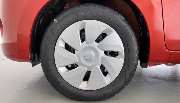 2016 Maruti Celerio VXI d, Petrol, Manual, 35,826 km, Left Front Wheel