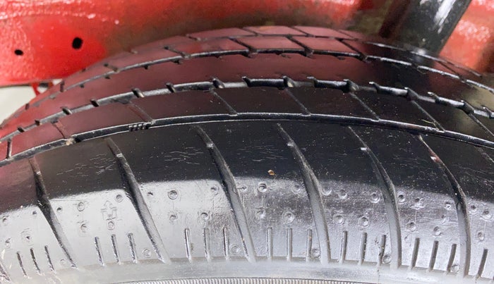 2016 Maruti Celerio VXI d, Petrol, Manual, 35,826 km, Left Rear Tyre Tread