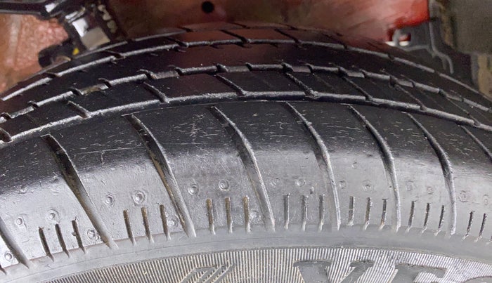 2016 Maruti Celerio VXI d, Petrol, Manual, 35,826 km, Right Front Tyre Tread
