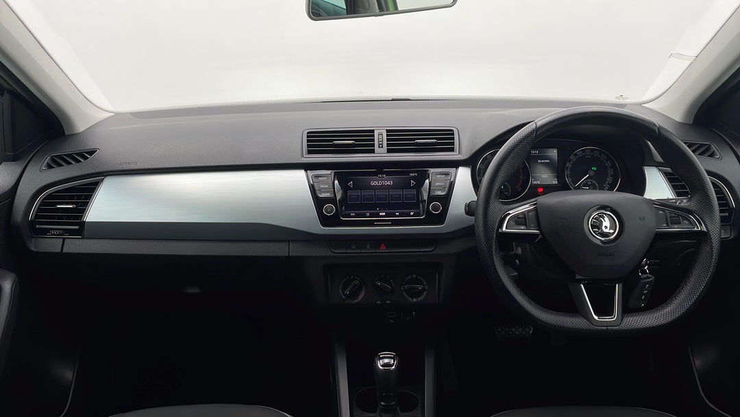 2019 SKODA Fabia 81 Tsi, Automatic, 19976 km, Dashboard View
