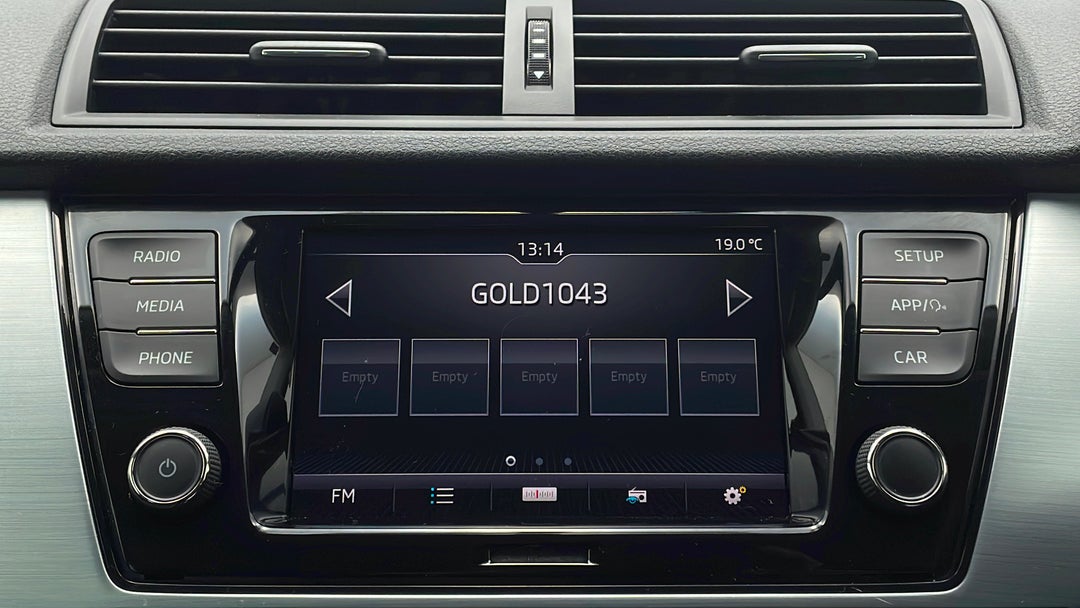 2019 SKODA Fabia 81 Tsi, Automatic, 19976 km, Infotainment System