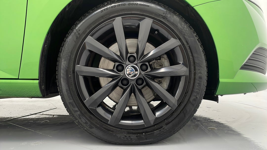 2019 SKODA Fabia 81 Tsi, Automatic, 19976 km, Right Front Wheel