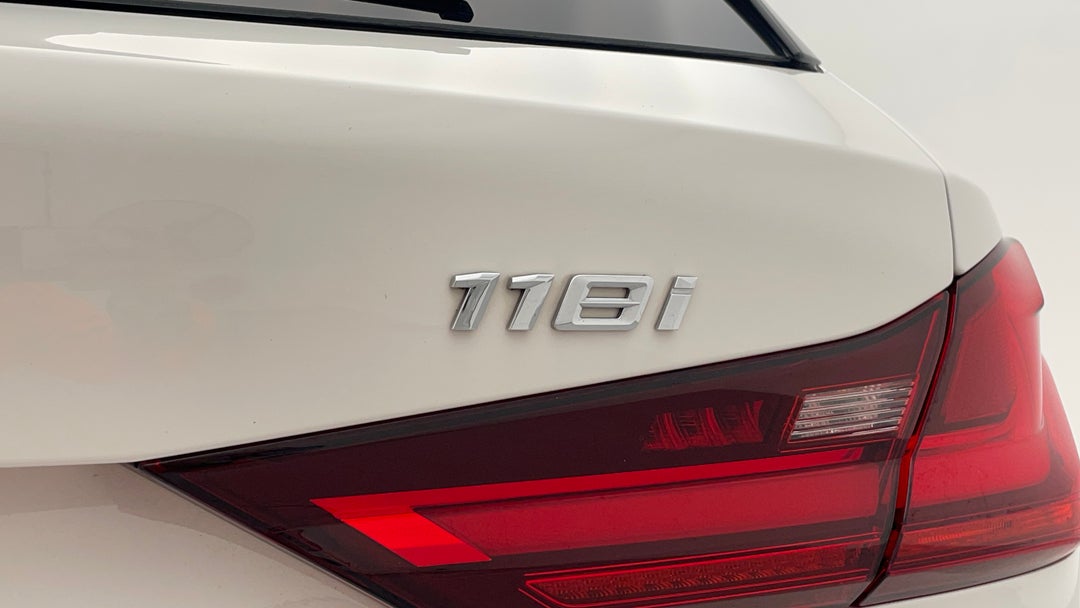 Badge (Boot Right Side)