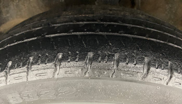 2017 Maruti Alto K10 VXI P, Petrol, Manual, 41,521 km, Left Front Tyre Tread