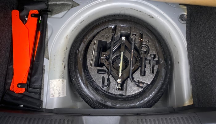 2019 Volkswagen Polo COMFORTLINE 1.0 PETROL, Petrol, Manual, 11,349 km, Spare Tyre