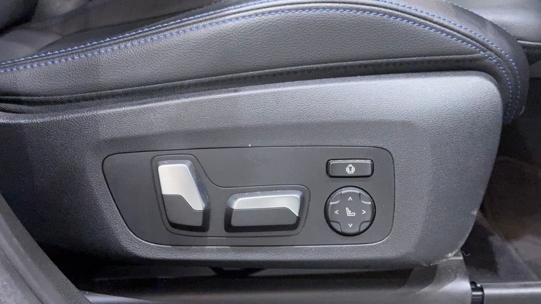 2022 BMW X3 xDrive30i M Sport, Automatic, 58542 km, Drivers Side Adjustment Panel