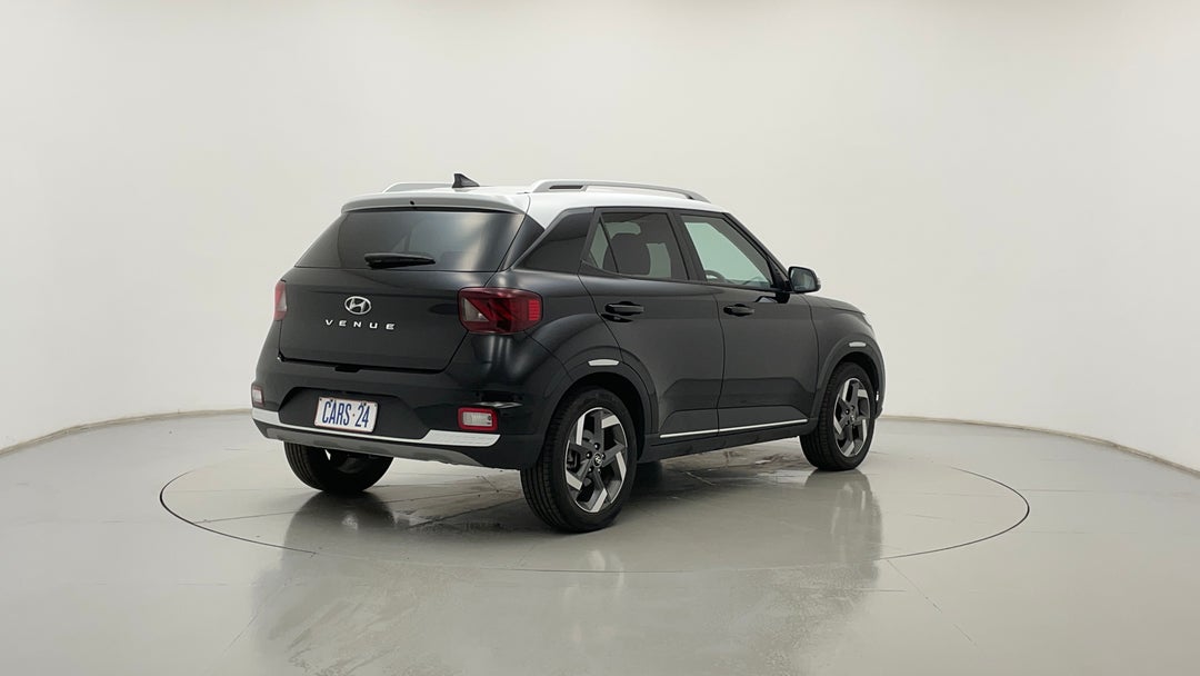 2022 Hyundai Venue Elite (black) Two-tone Roof, Automatic, 33881 km, Right Back Diagonal (45- Degree) View