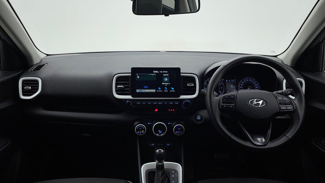 2022 Hyundai Venue Elite (black) Two-tone Roof, Automatic, 33881 km, Dashboard View