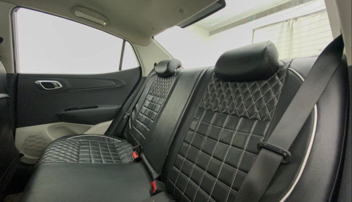 2020 Hyundai AURA SX PLUS 1.2 AMT CRDI, Diesel, Automatic, 58,033 km, Right Side Rear Door Cabin