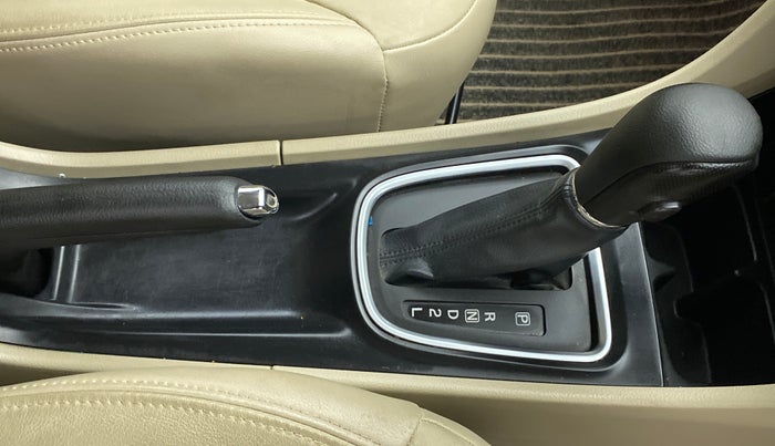 2022 Maruti Ciaz ALPHA  AT 1.5 SHVS PETROL, Petrol, Automatic, 15,680 km, Gear Lever