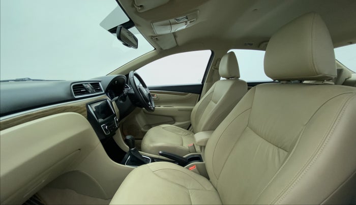 2022 Maruti Ciaz ALPHA  AT 1.5 SHVS PETROL, Petrol, Automatic, 15,680 km, Right Side Front Door Cabin
